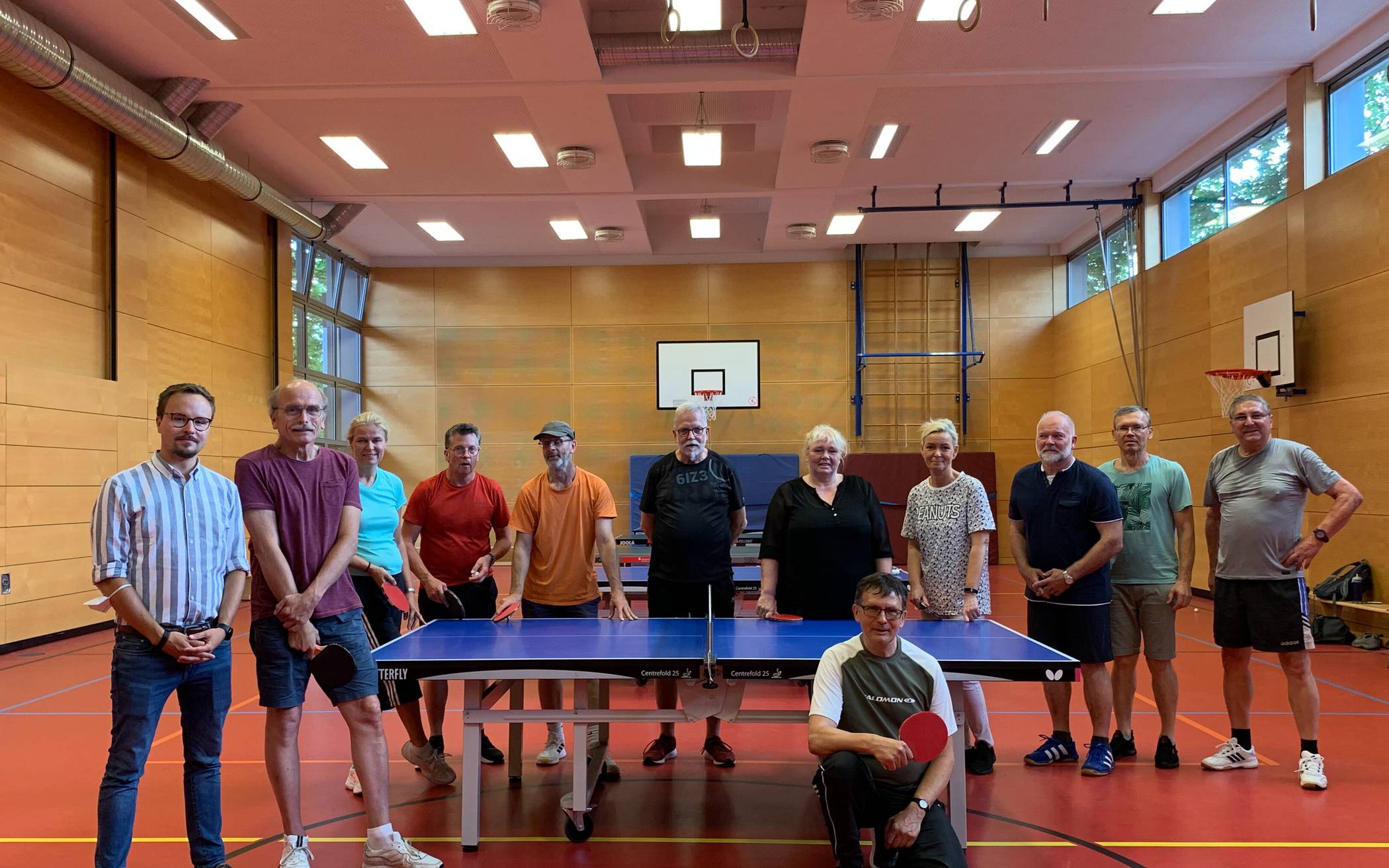  Die Ping Pong Parkinson Gruppe Langenfeld (Martin Riegels, 2. v.l.) 