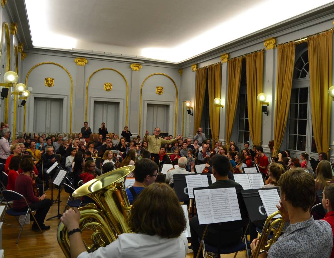 Jugendsinfonie-Orchester auf Konzertreise nach Laval