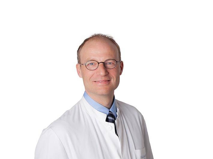 Gespräch mit Dr. med. Uwe Knaust, Chefarzt für Allgemein- und Viszeralchirurgie im EVK Mettmann