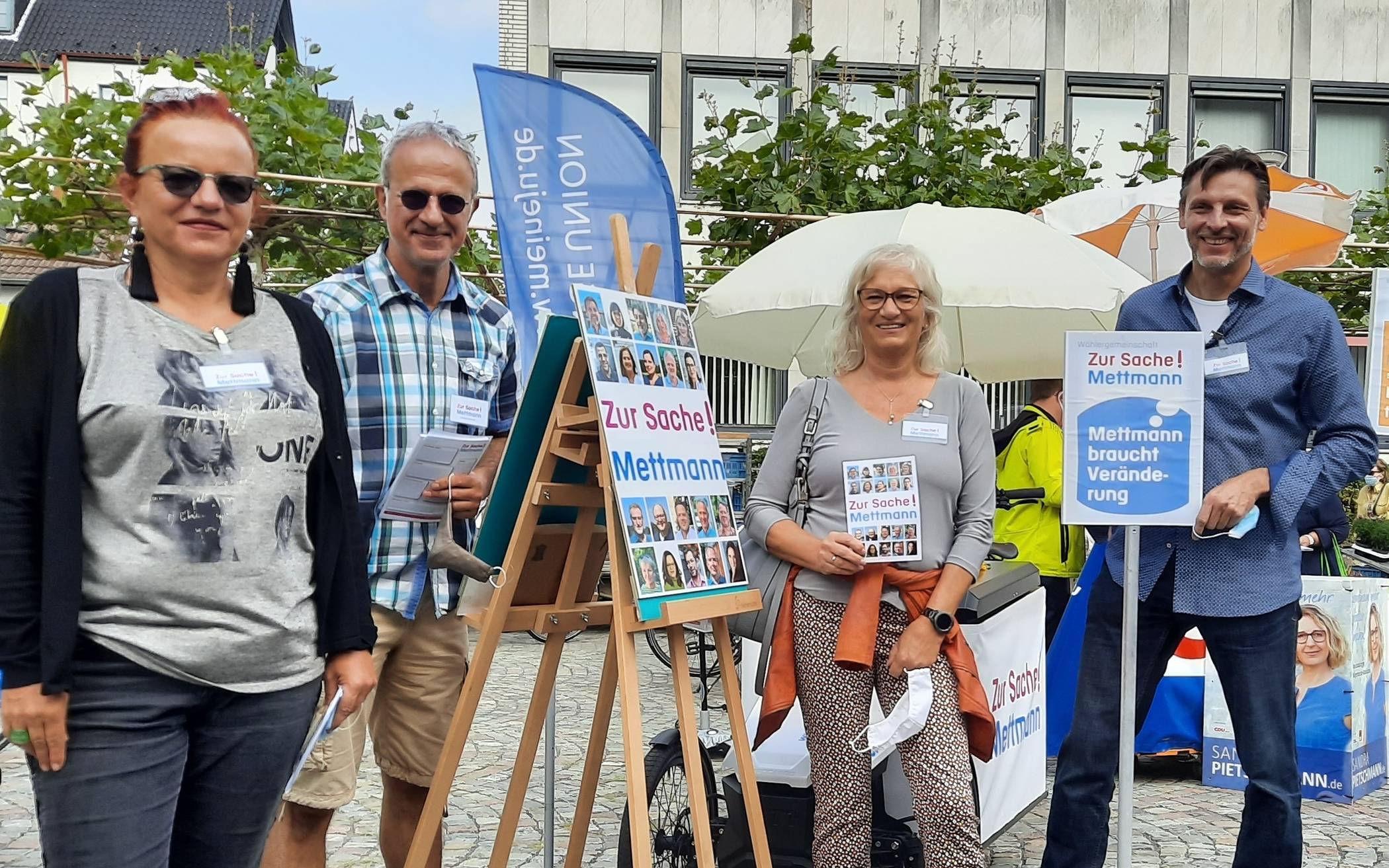  Fraktionsmitglieder von Zur Sache! Mettmann mit sachkundiger Bürgerin: Martina Posselt, Andreas Konrad, Dagmar Pape (sachk. Bürgerin und im Integrationsrat), Axel Ellsiepen (von links). 