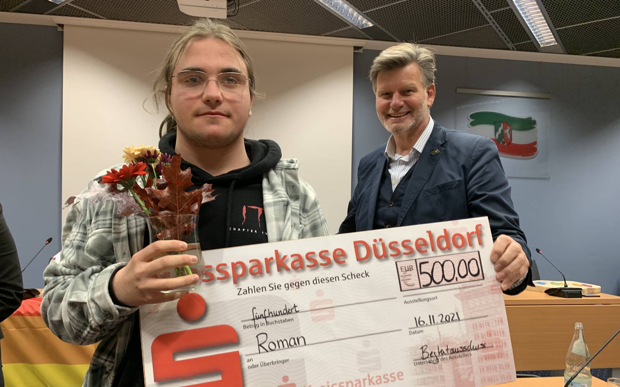 Den mit 500 Euro dotierten ersten