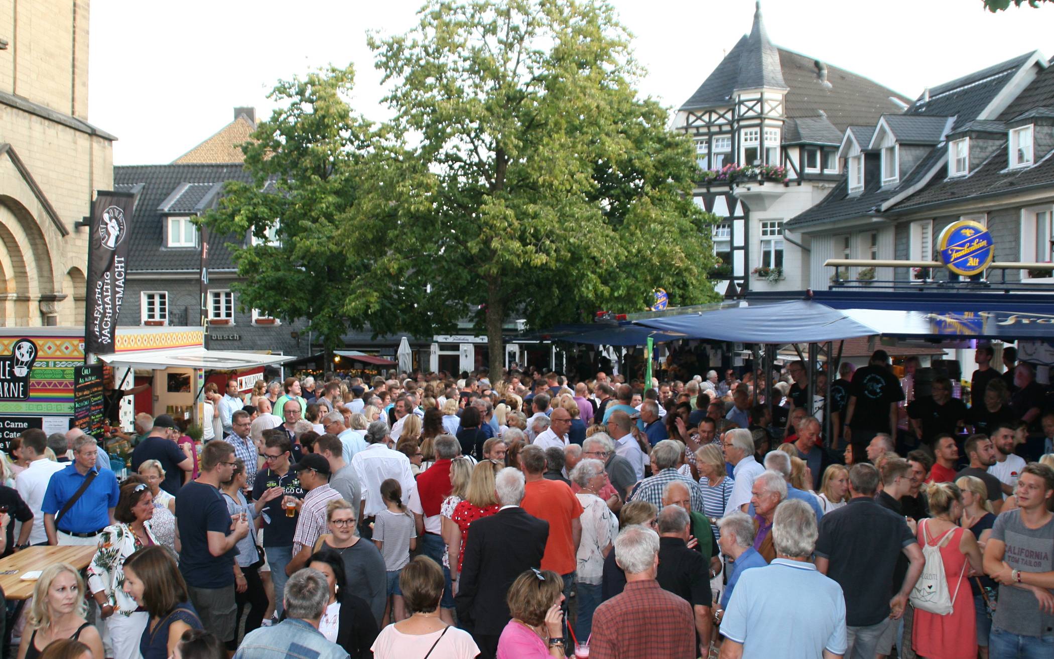 Gut besucht: das Mettmanner Heimatfest.&#x21e5;Foto: Archiv