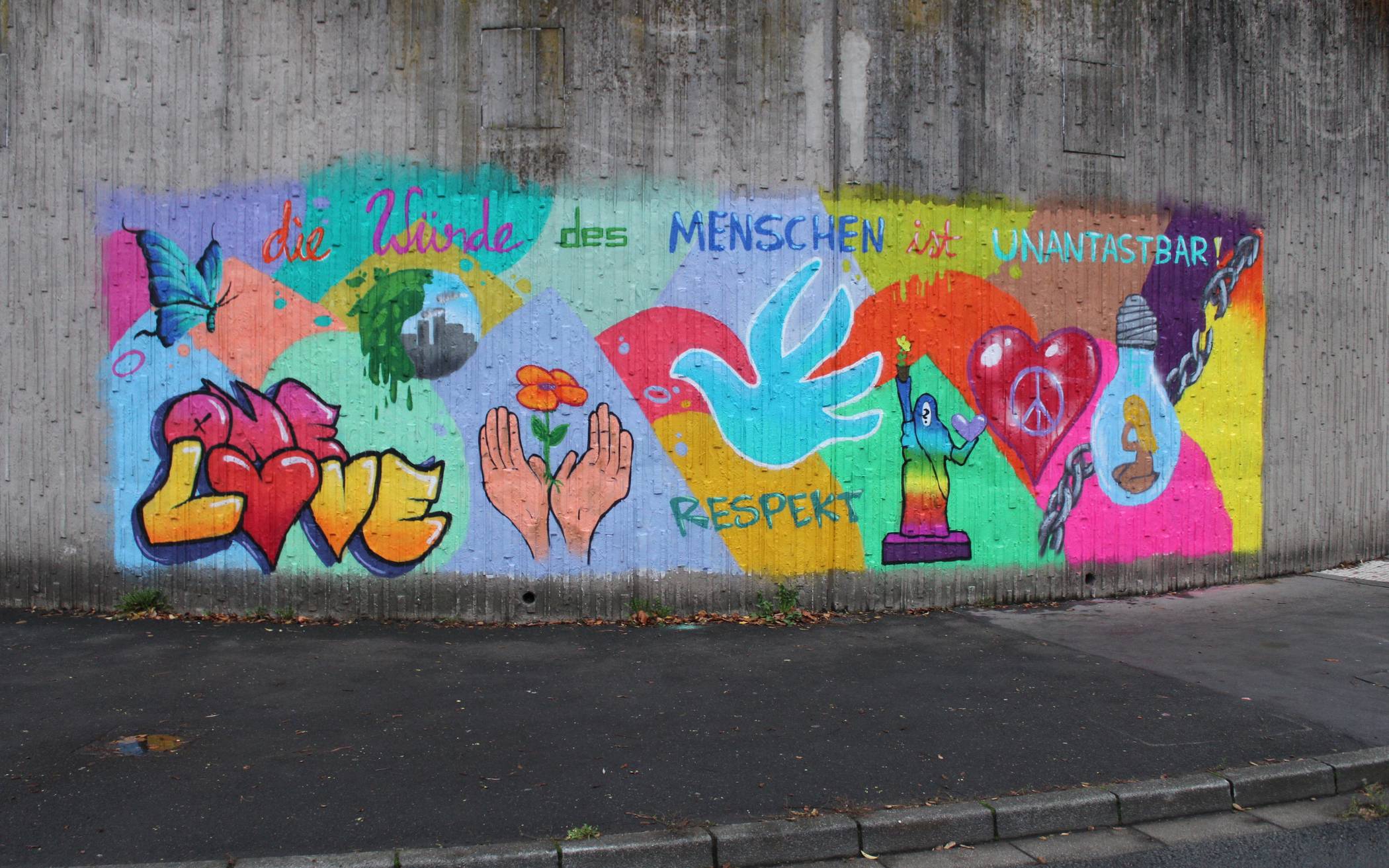 Das Graffito an der Talstraße  bringt