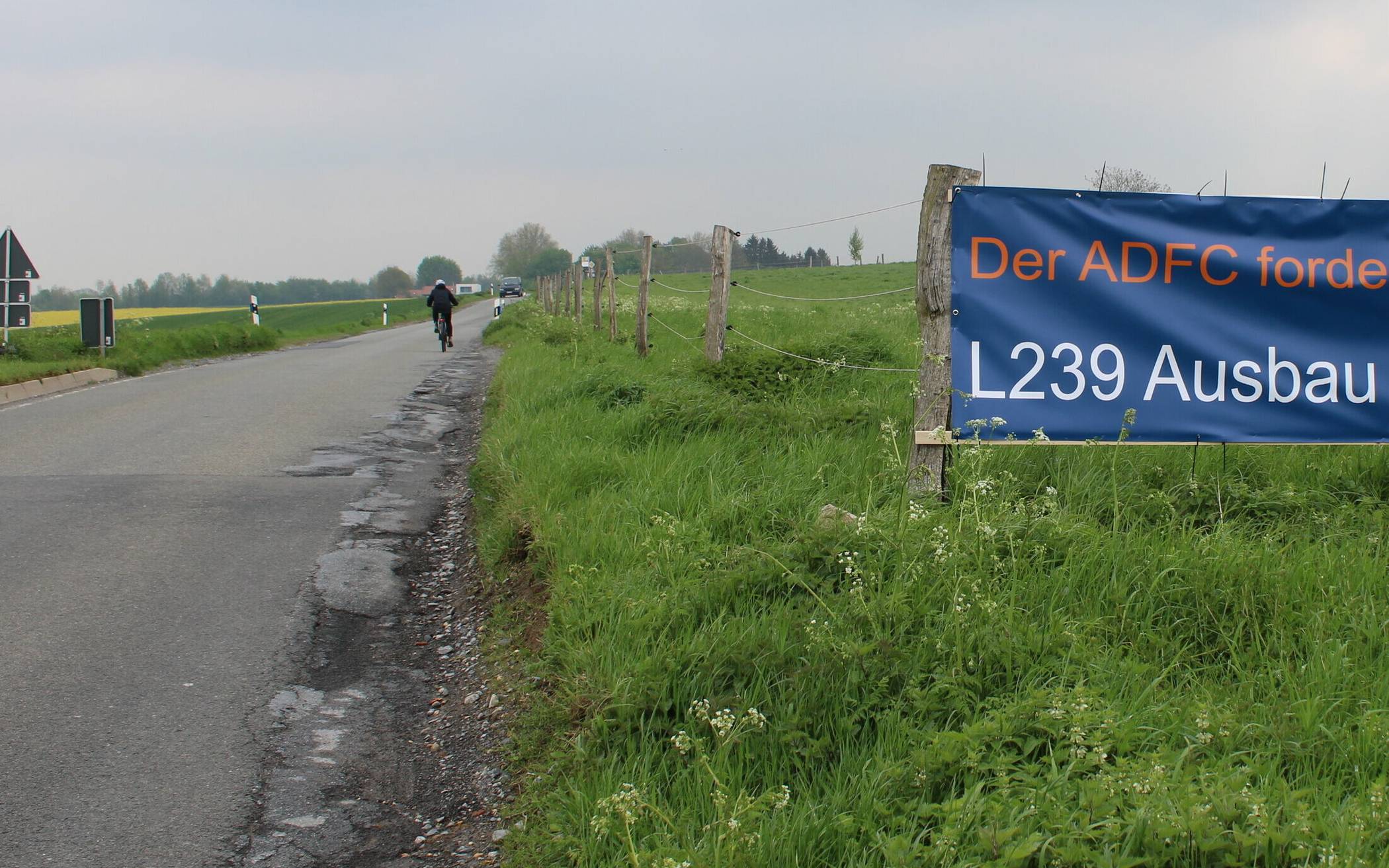 Straßenschäden an der L 239.&#x21e5;Foto: D.