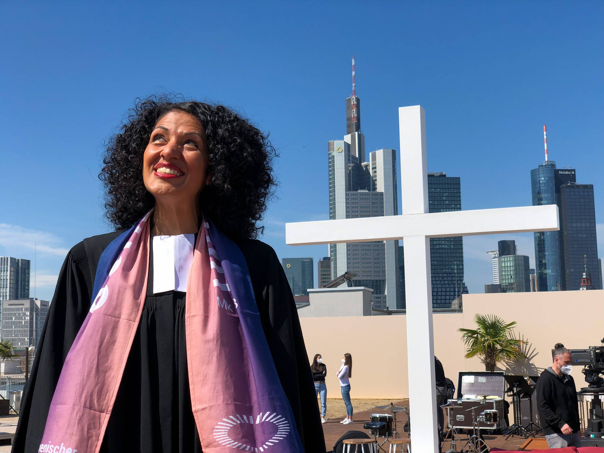  Sarah Vecera liest aus ihrem neuen Buch. 
  
