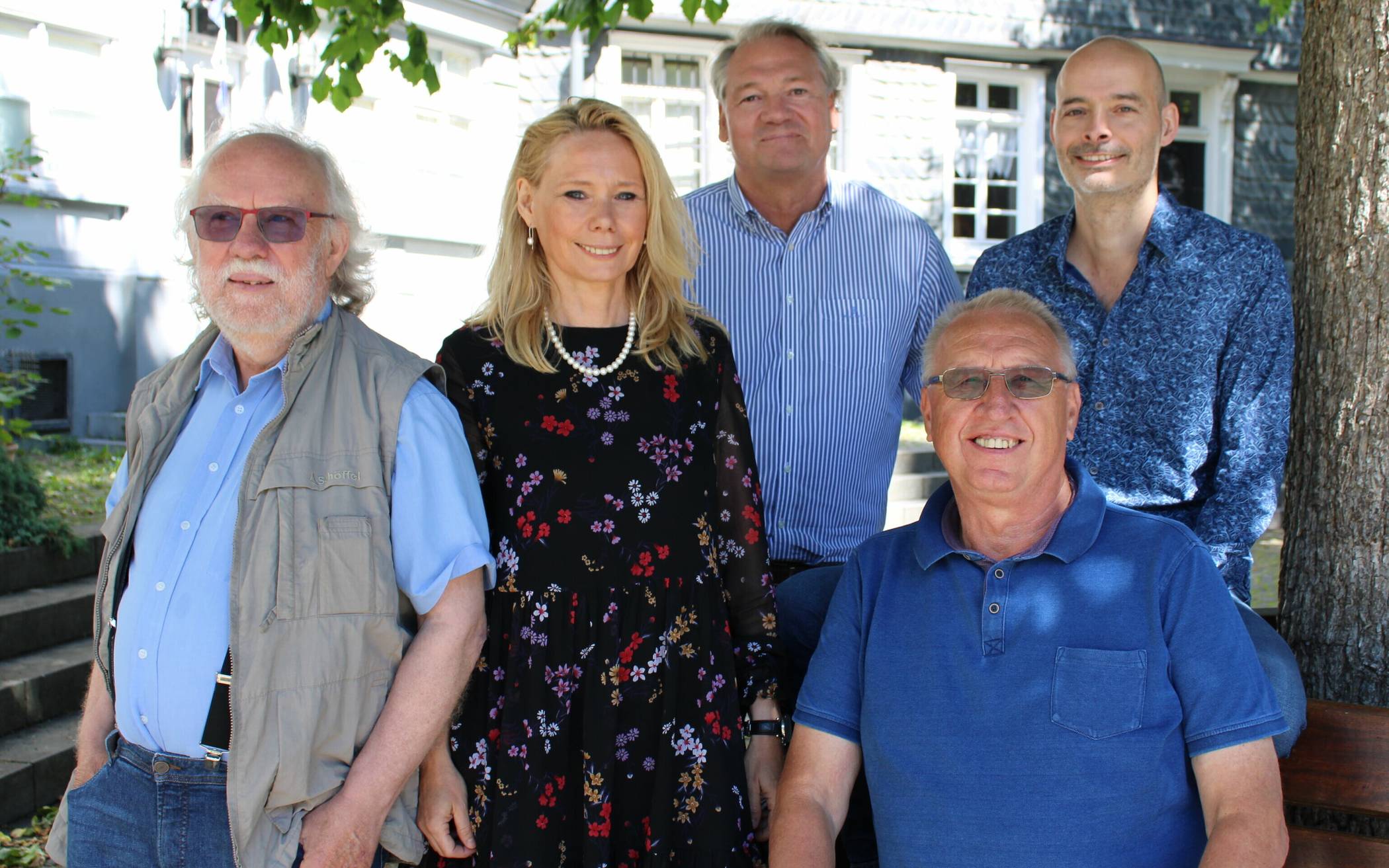  Schaffen Klangräume in der Oberstadt, von links: Klaus Bartel, Gabi Förster, Stephan Reichstein von der Wirtschaftsförderung, Rudi Barth und Intendant Pascal &nbsp;Görtz. 