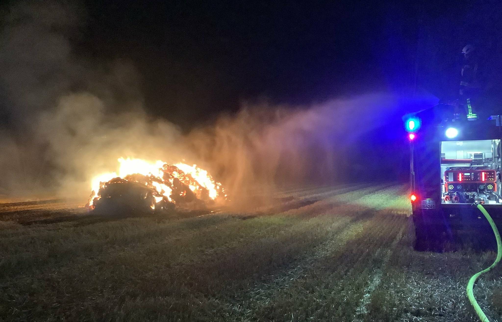  Die Feuerwehr war schnell vor Ort und konnte eine Ausbreitung verhindern. 