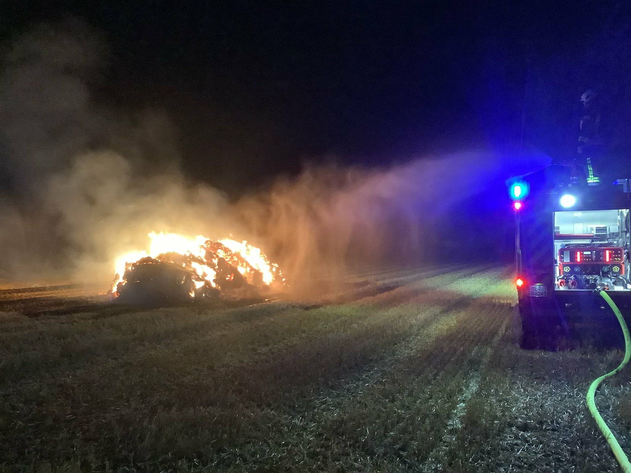  Die Feuerwehr war schnell vor Ort und konnte eine Ausbreitung verhindern. 