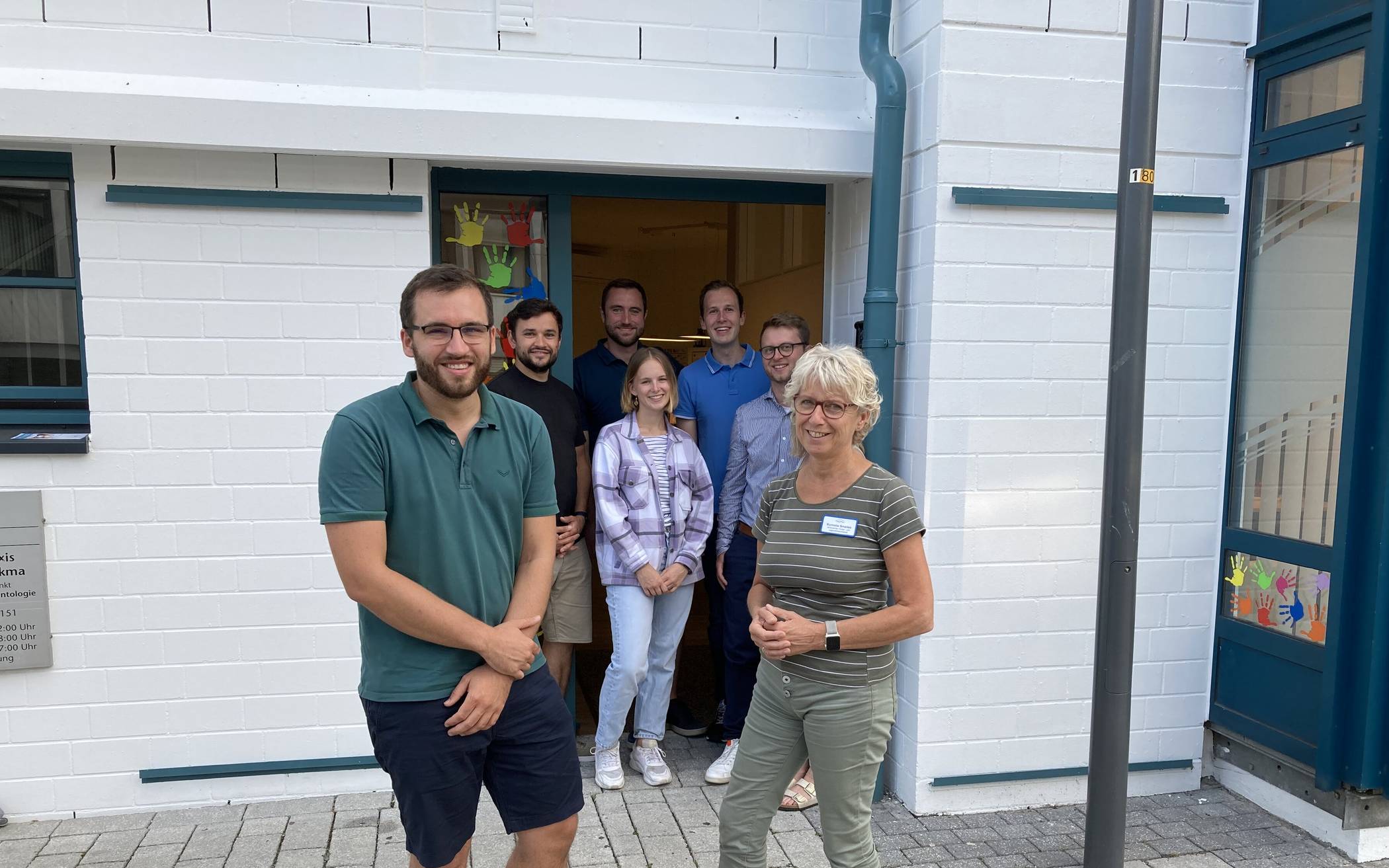 „Rotaracter“ aus Velbert spendeten 2061 Euro an den Kinder- und Jugendhospizdienst des Franziskus-Hospiz Hochdahl: Osternester für den guten Zweck!