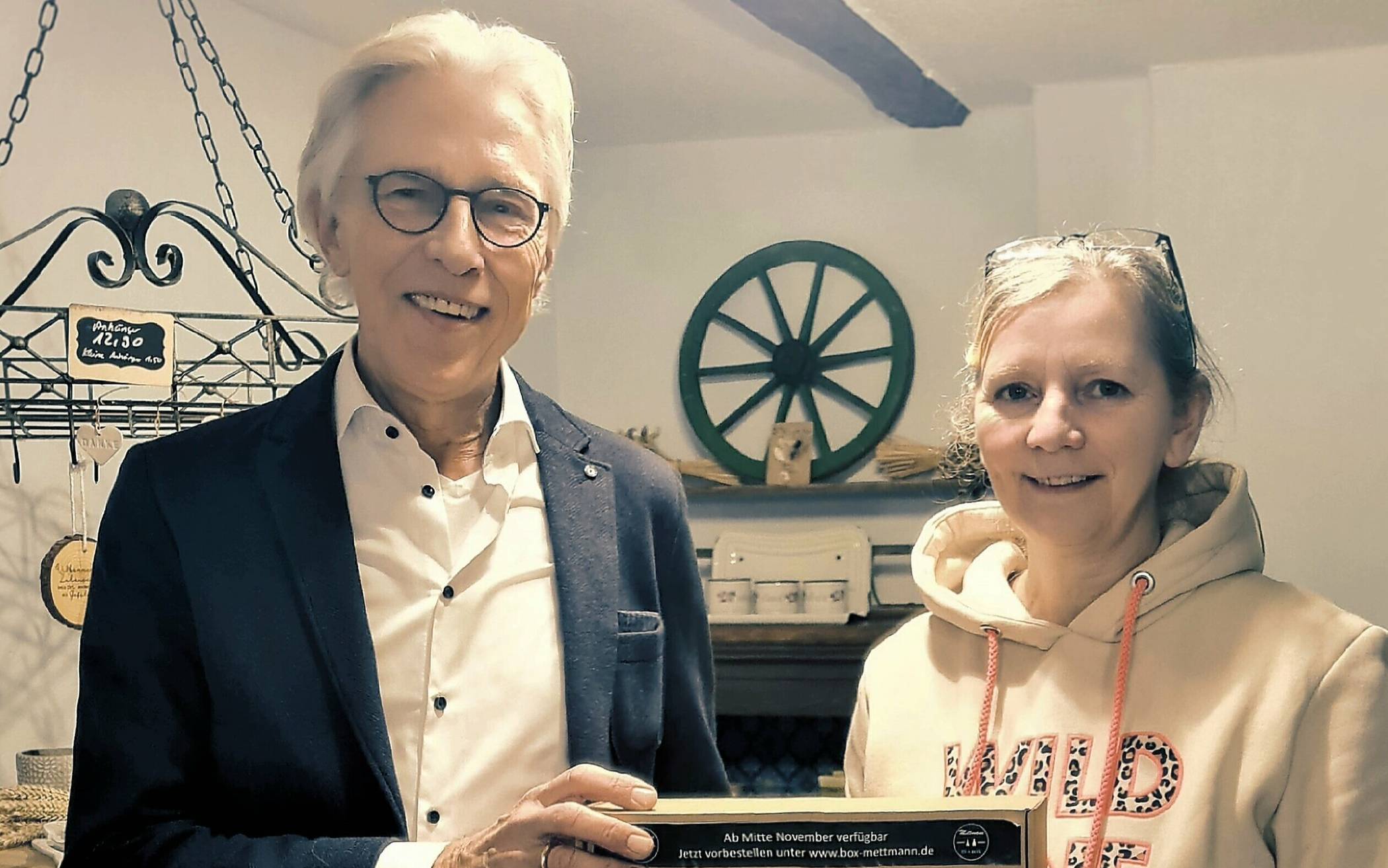 Monika Kuth mit Dr. Jürgen Winkelmann,