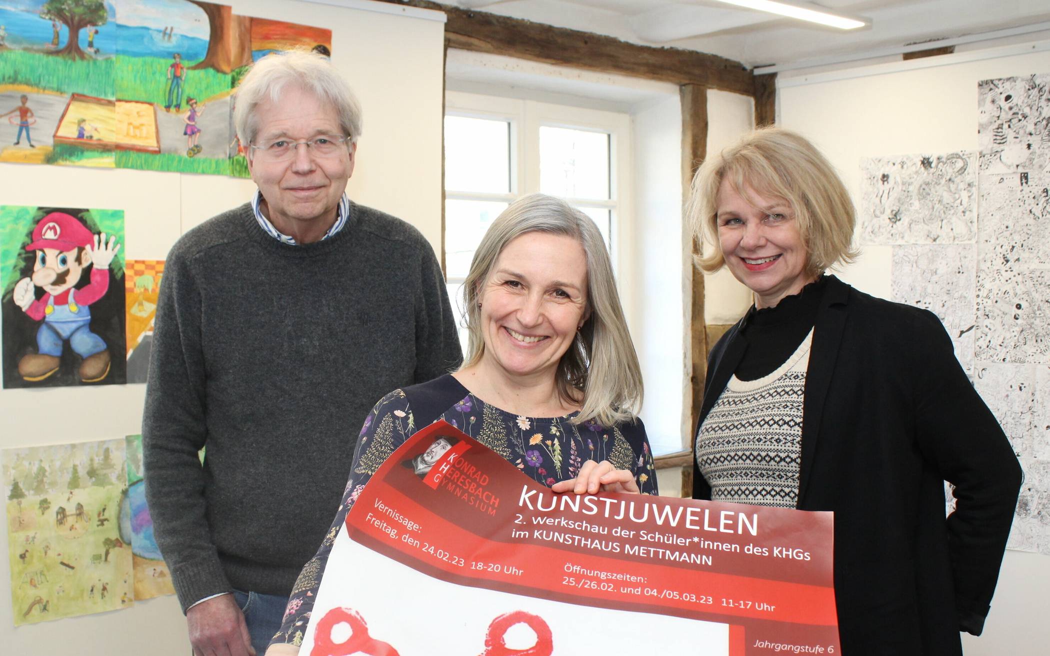  Fruchtbarer Zusammenarbeit: Kunst- und Philosophie-Lehrer Peter Holzwig, Kunstlehrerin Joanna Zon und Maria Schwanitz-Fröhlich vom Kunsthaus Mettmann. 