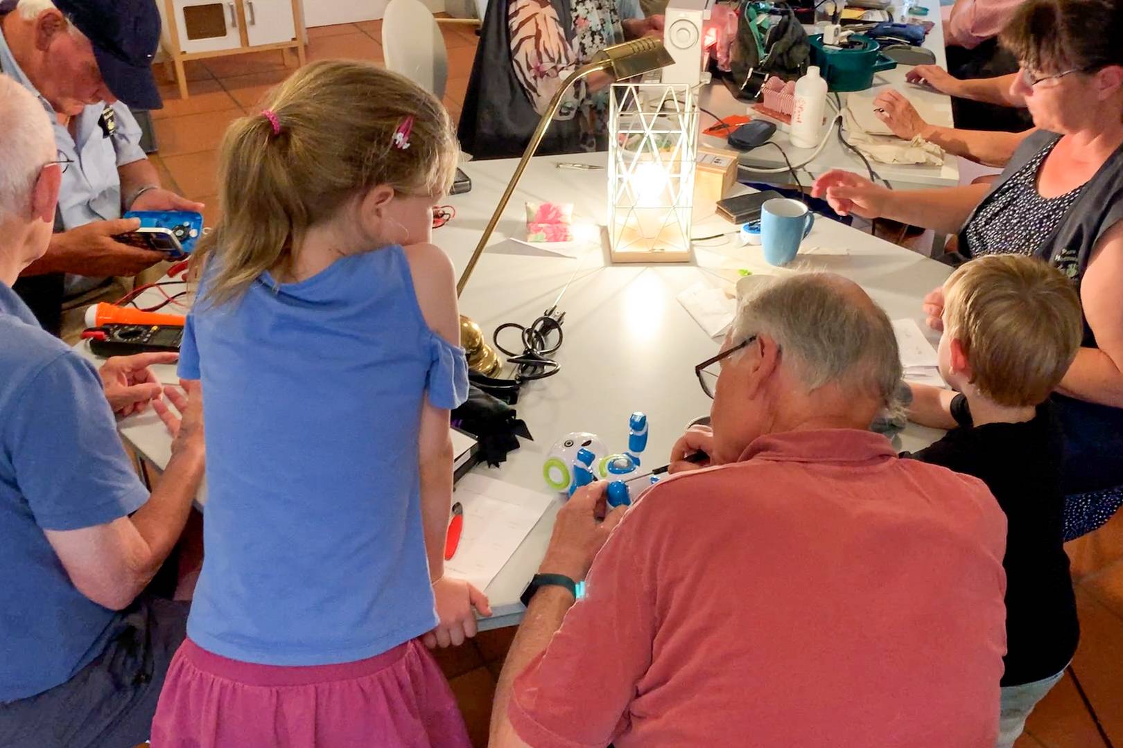 Land fördert ehrenamtliches Engagement: Spielzeug reparieren statt wegwerfen