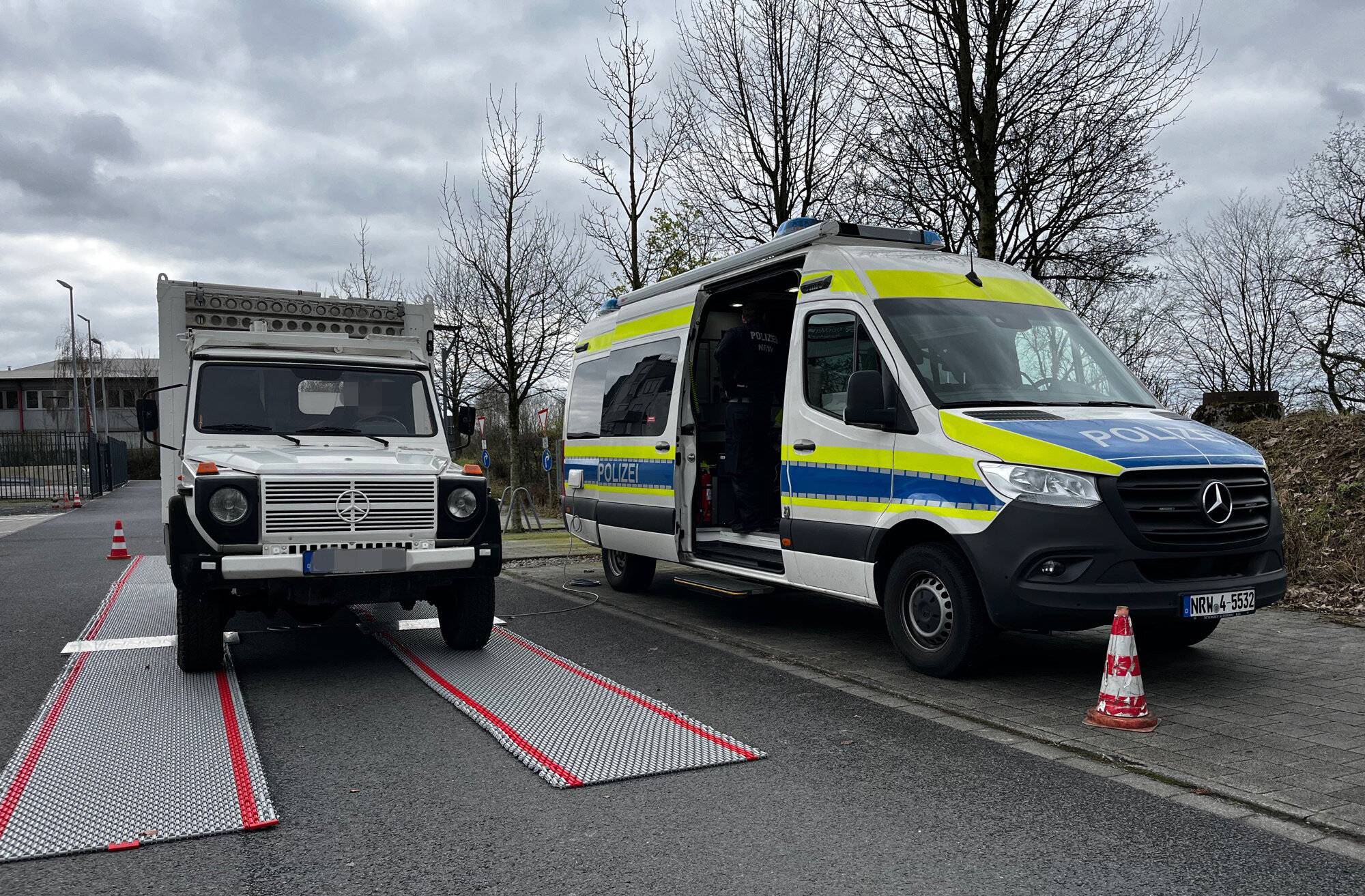 Die Polizei freute sich über einen großen Andrang anlässlich einer kostenlosen Verwiegeaktion für Wohnmobile und Wohnwagen.