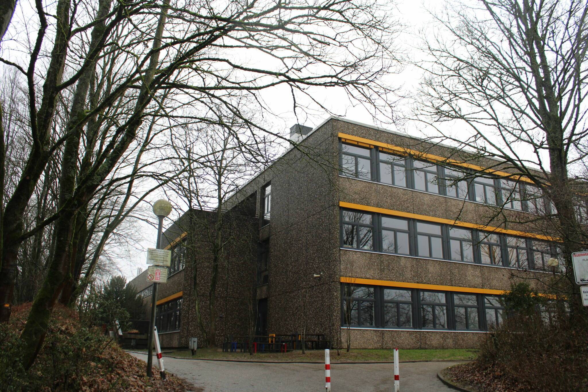  Das Heinrich-Heine-Gymnasium.   