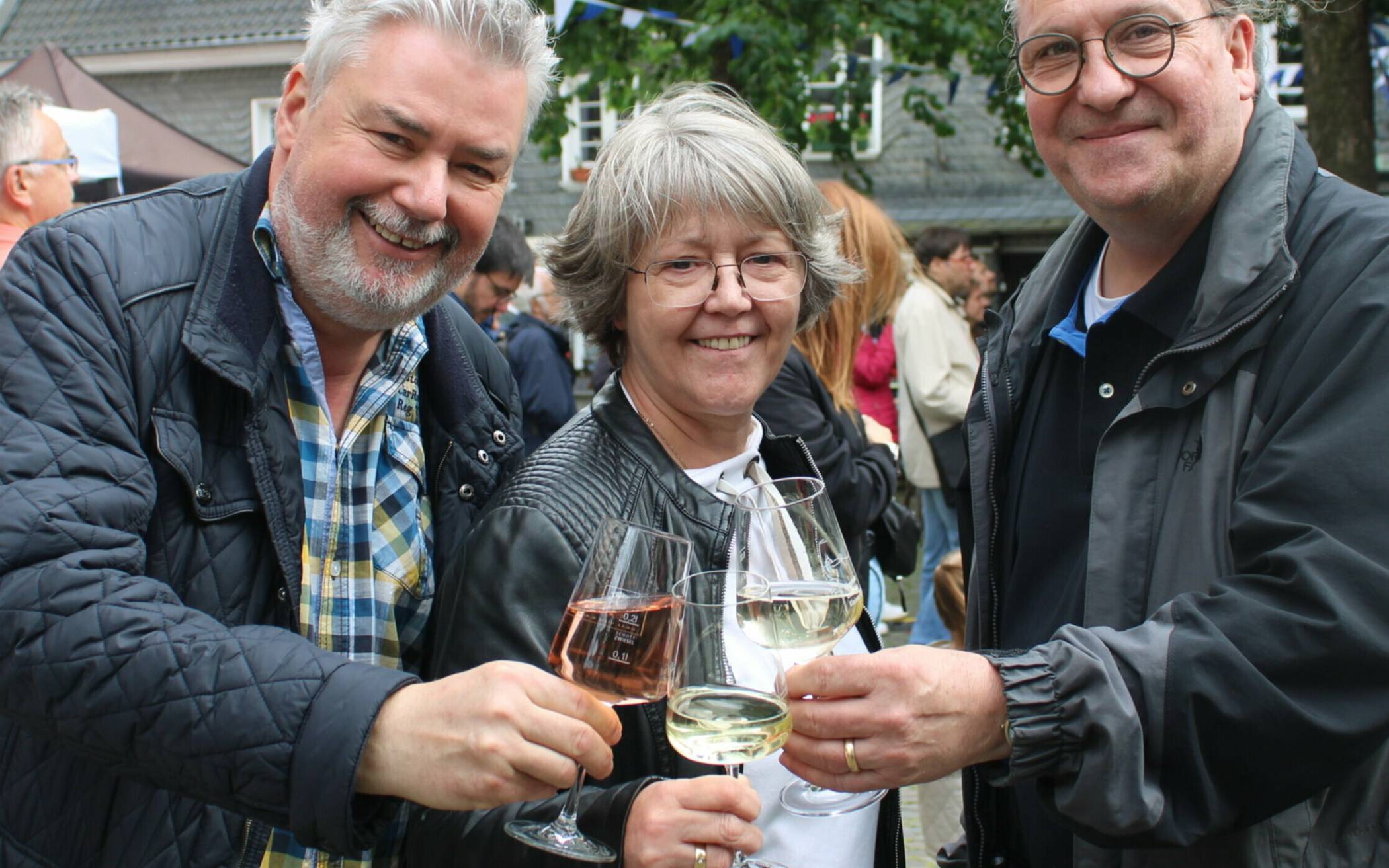 Die Macher des Weinsommers, von links: Jens-Christian Holtgreve, Bettina Barth und Ingo Grenzstein. 