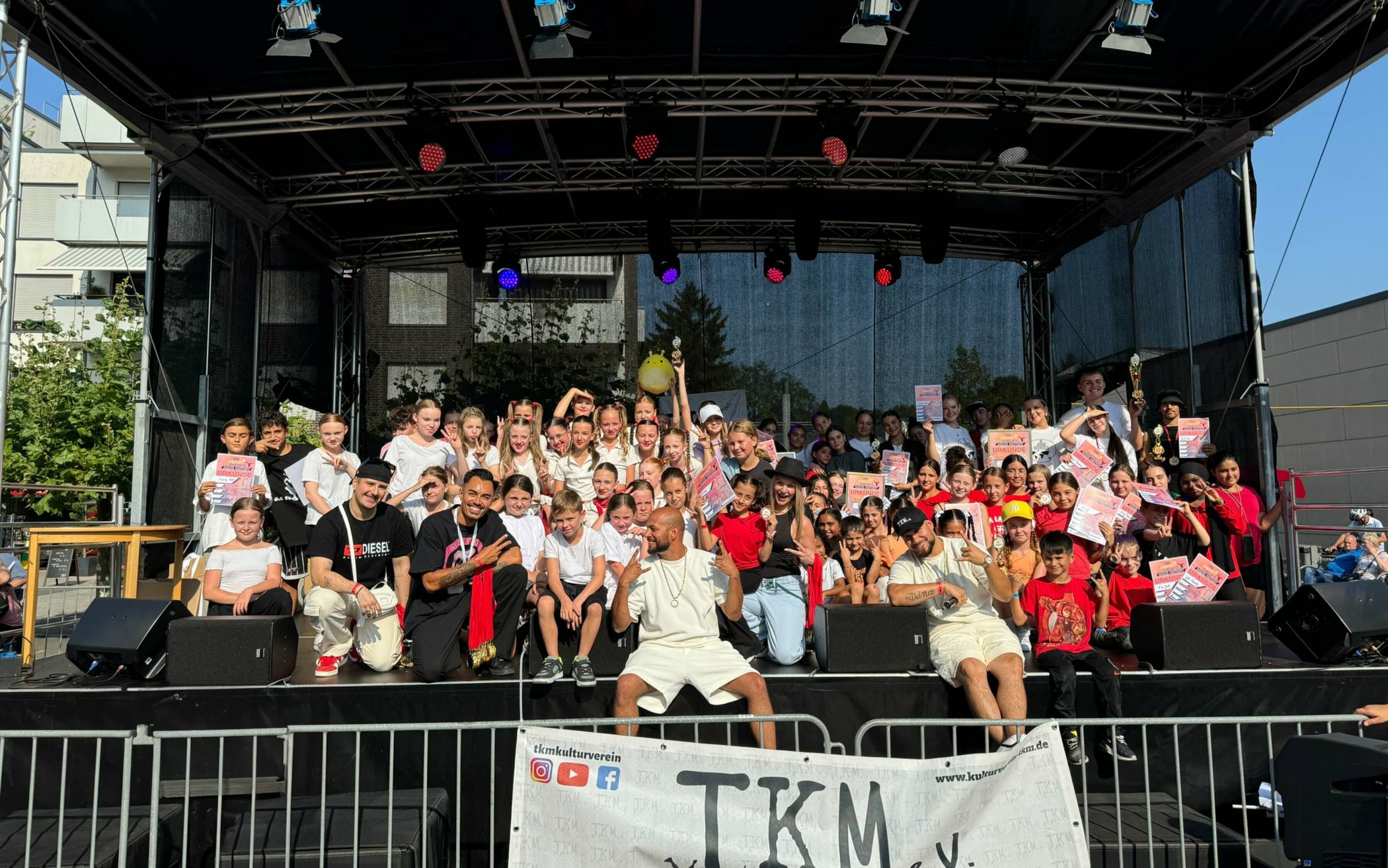 Über 1000 Menschen feiern Toleranz und Vielfalt