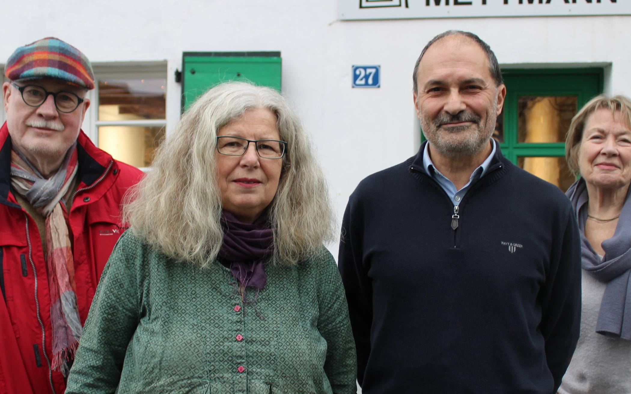 Die neuen und die ehemaligen Kunsthaus-Vorsitzenden, von links: Henrik Wischnewski, Ilona Reinhardt, Michalis Papadopoulos und Monika Kißling. 