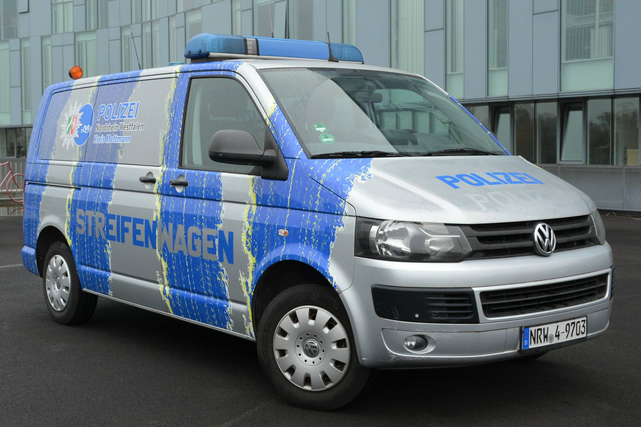Die Polizei lädt zum Gespräch am „STREIFENwagen“. 