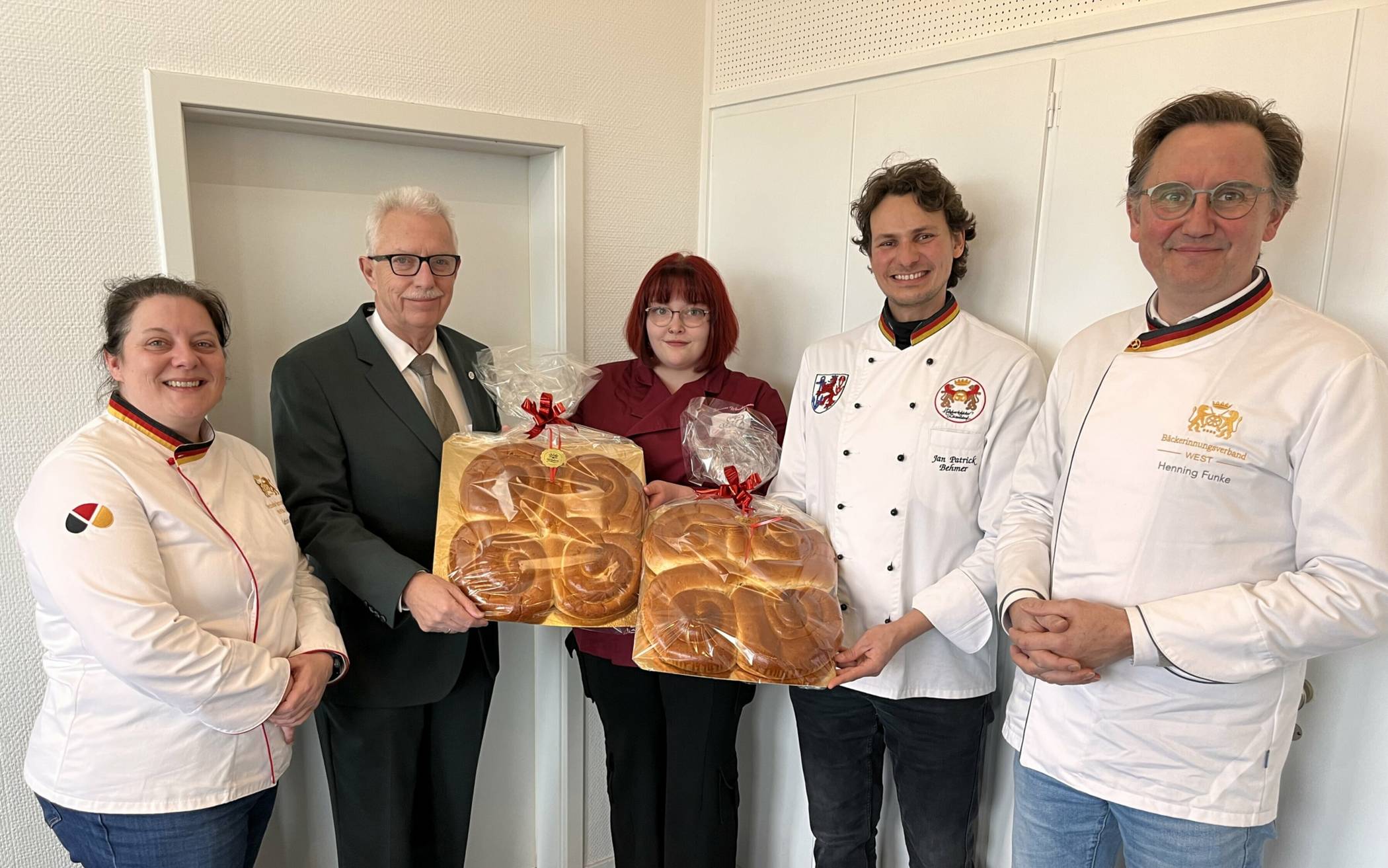 (v.li.) Kathrin Duwedag (Referentin Bäcker-Innung Rhein-Ruhr),