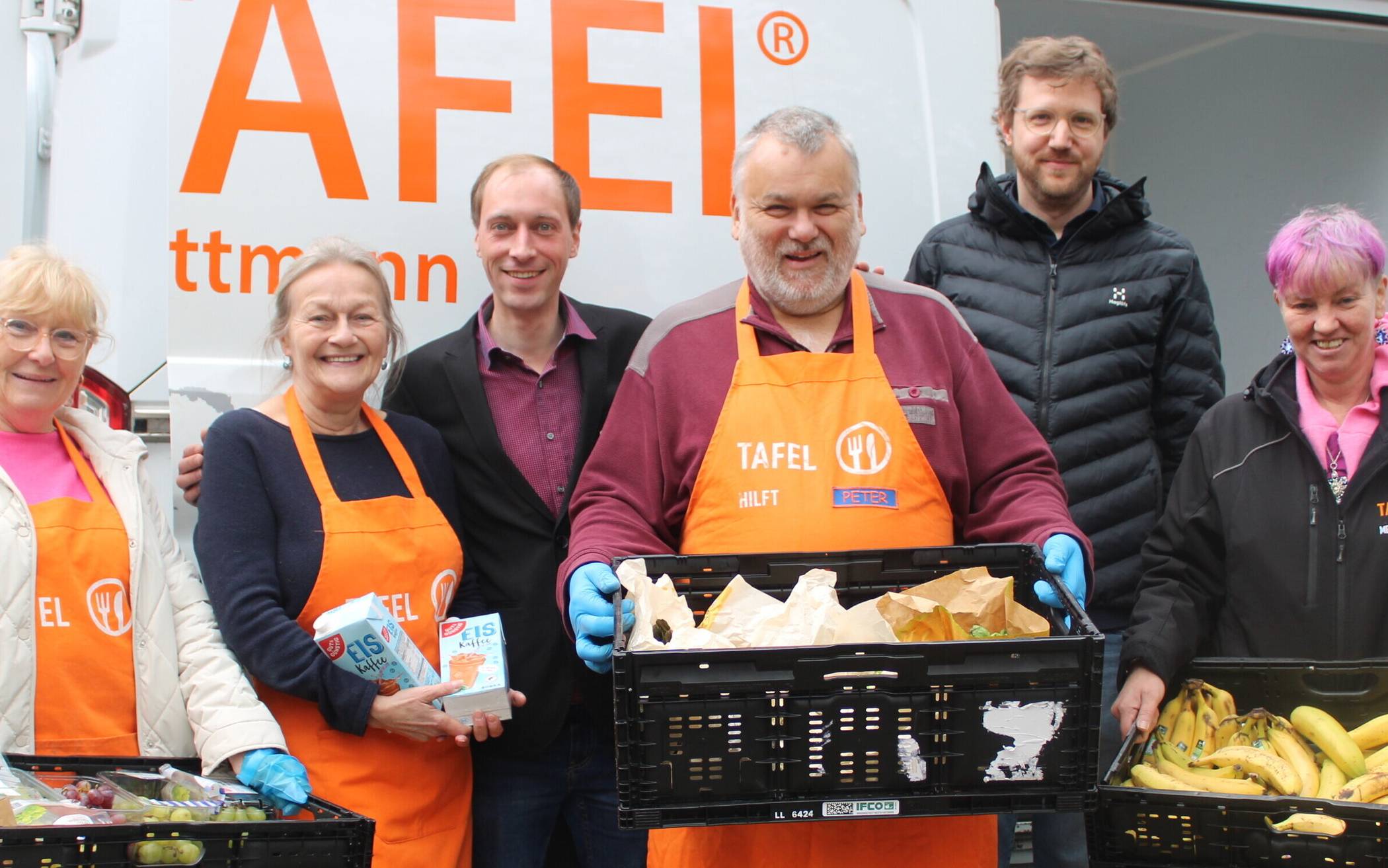 Mitarbeiter der Tafel mit Moritz Klees