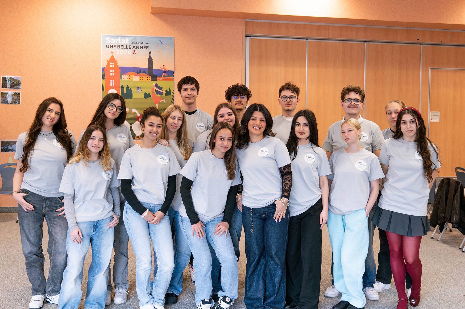 Das Berufskolleg Neandertal des Kreises Mettmann und das Lycée Professionnel Pré de Cordy in Sarlat kooperieren mit dem Neanderthal Museum und dem Nationalmuseum der Frühgeschichte in Les Eyzies und haben mit diesem Projekt im ProTandem-Wettbewerb gewonnen. Ein schönes Beispiel für interkulturelle Zusammenarbeit.