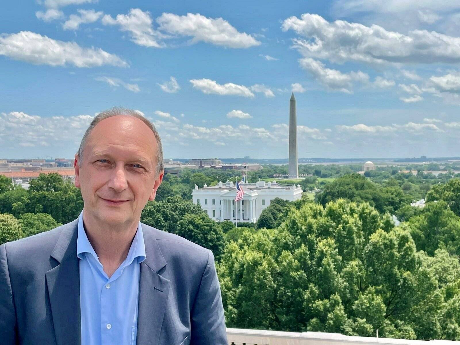 Dr. Klaus Wiener auf USA-Reise.