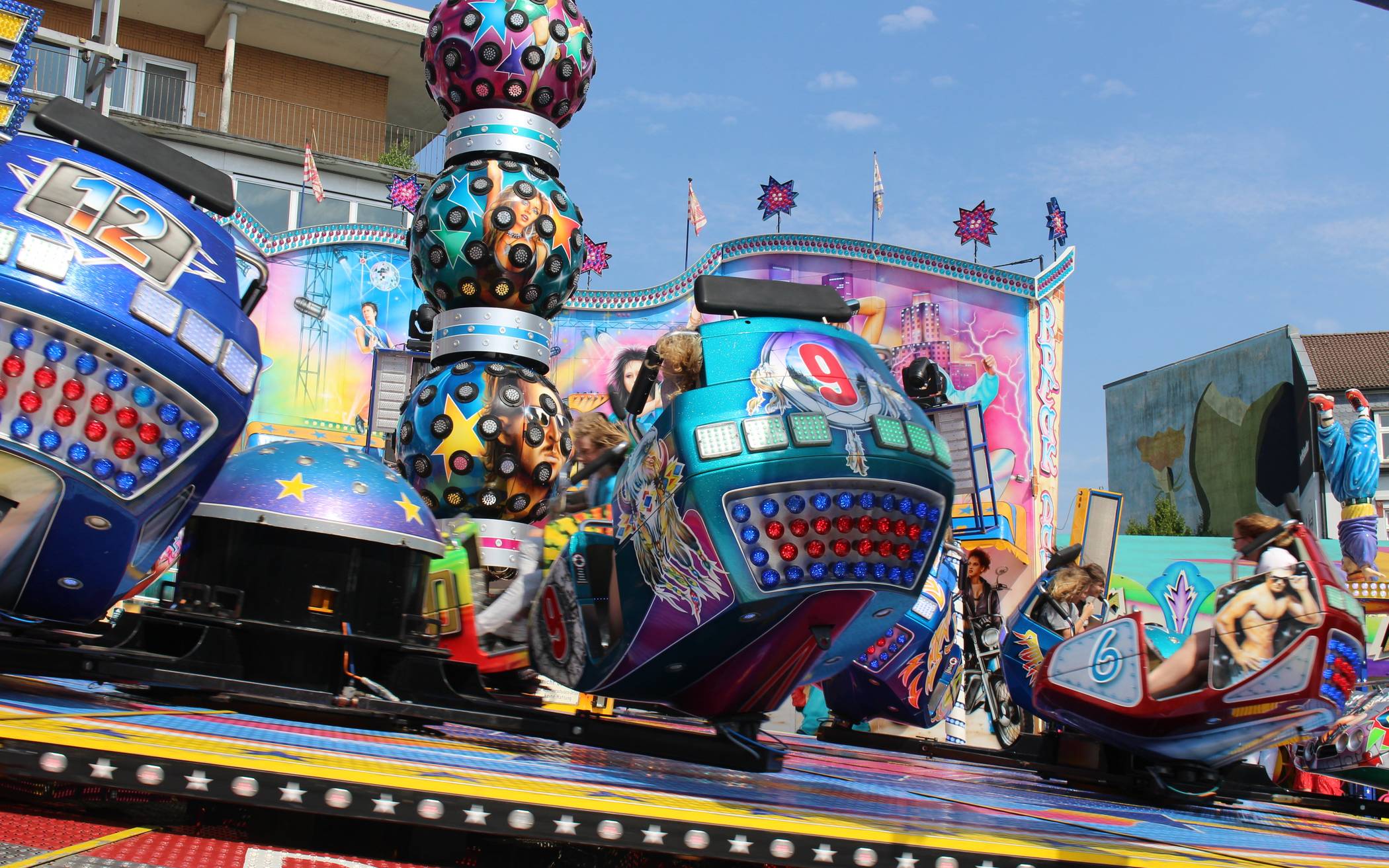 Es geht rund auf der Johanniskirmes.