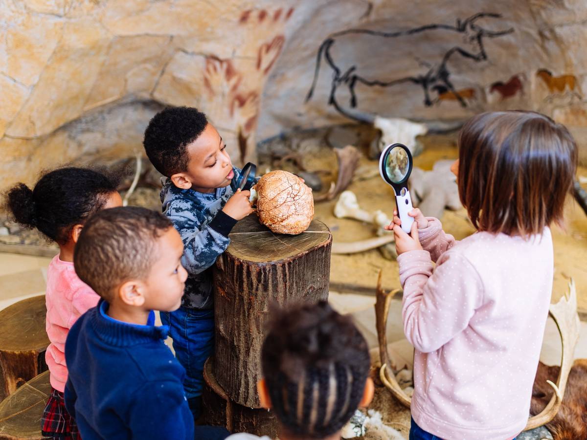Herbstferien im Neandertal: Steinzeit hautnah erleben