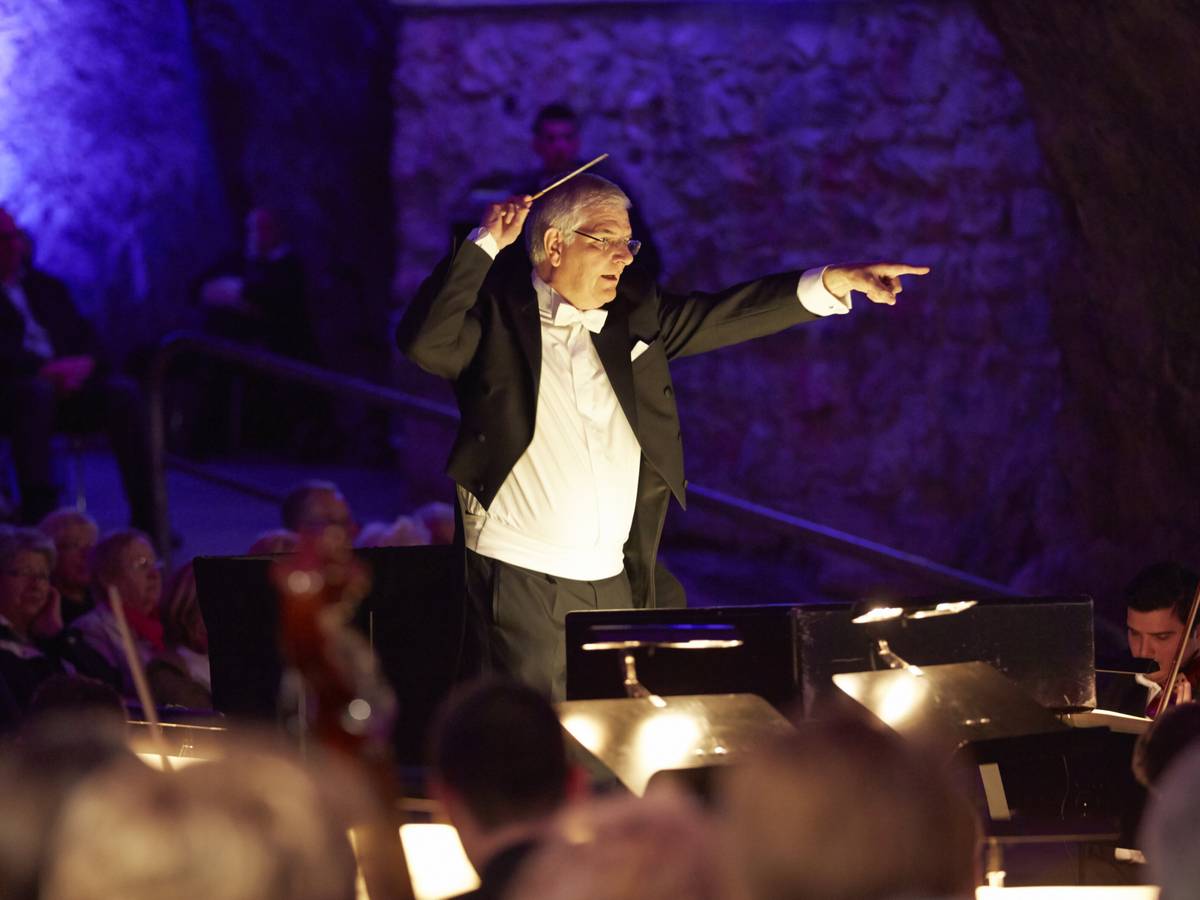 Silvesterkonzert in der Hildener Stadthalle