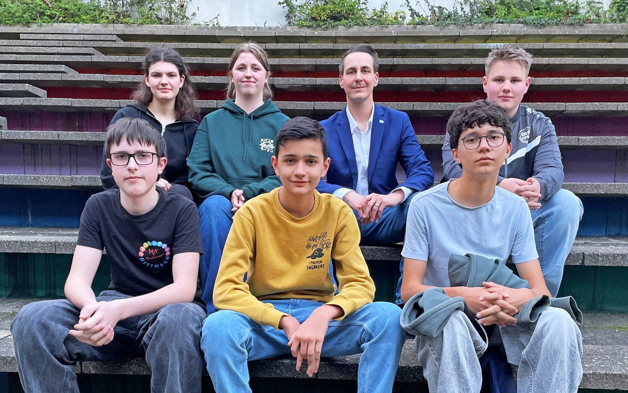  Bürgermeister André Bär hat sich mit den Mitgliedern des Jugendrates im Mehrgenerationenhaus/Jugendhaus getroffen.  