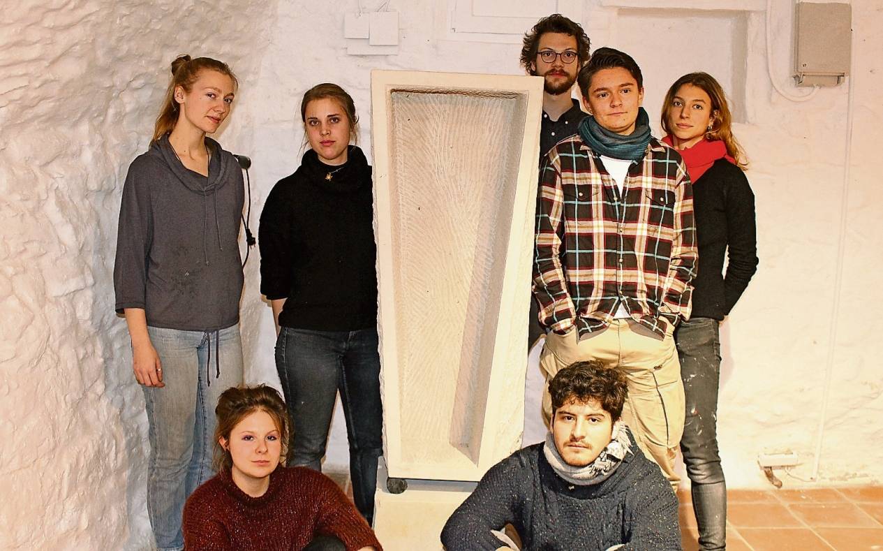  Die sieben Studenten der Kunstakademie Düsseldorf haben ihre Gemeinschaftsausstellung „Fachwerk“ im Kunsthaus Mettmann gemeinsam konzipiert und hatten dabei völlig freie Hand. 