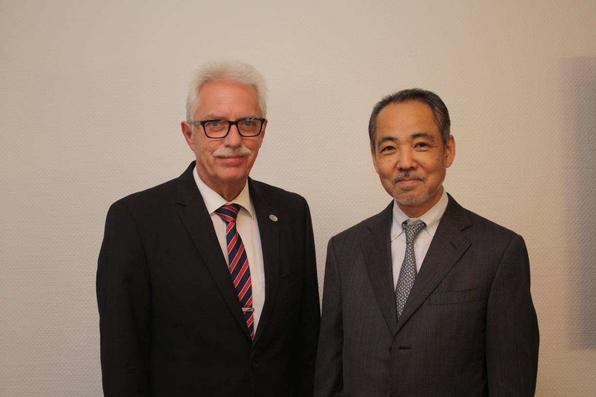 Besuch bei Landrat Thomas Hendele: Generalkonsul Masato Iso zu Gast im Kreishaus