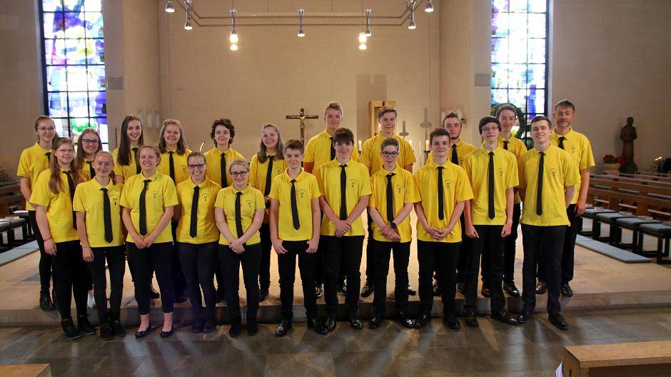 Lambertuschöre singen im Gottesdienst