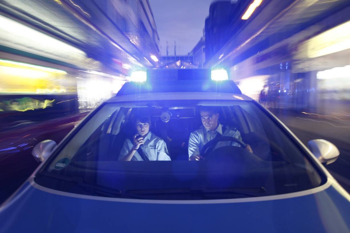 12 Versuche heute allein in Mettmann: Betrüger geben sich als Polizisten aus