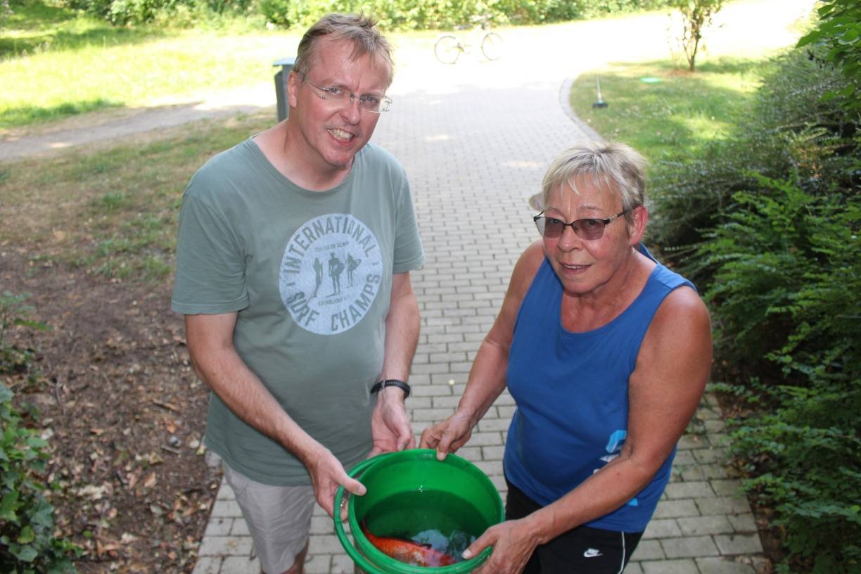  Anette Regenhardt und Dr. Jörg Siekmöller vom Bürgerverein Metzkausen haben sich dafür eingesetzt, dass Nemo gerettet wird. 