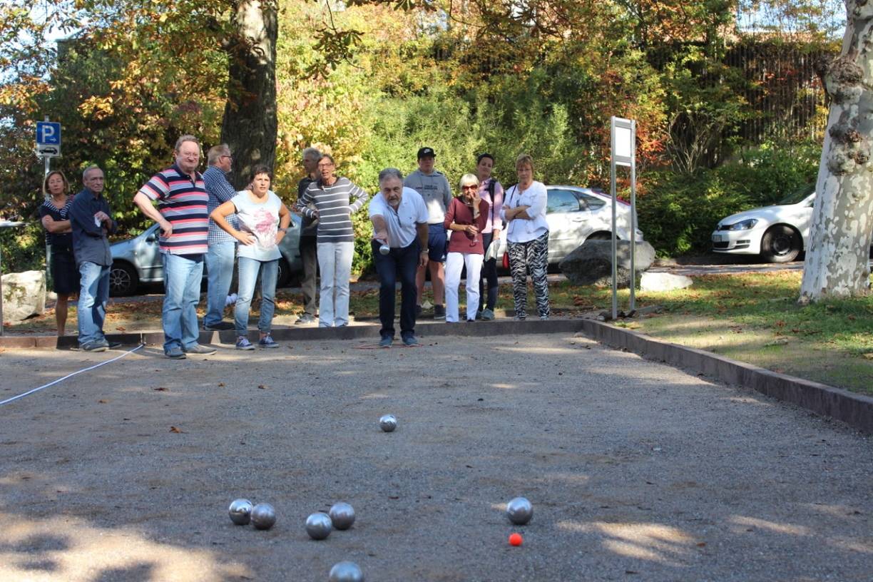 Neuer Boule-Platz im Stadtwald wurde eröffnet