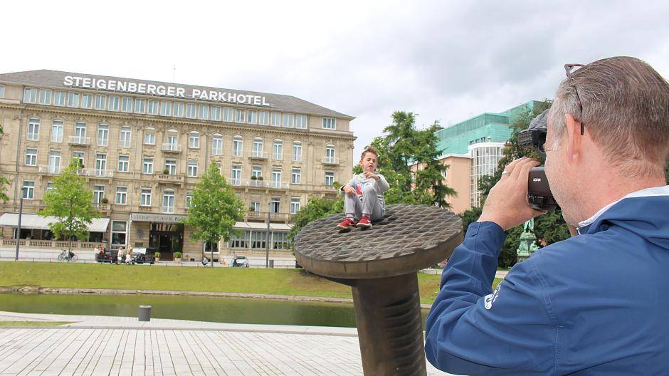 Unterstützt wurde der Nachwuchs-Rapper vom Mettmanner Filmemacher Oliver Haase von...