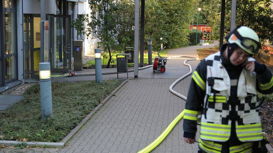 Feuer im Blockheizkraftwerk im Keller des Berufskolleg in Mettmann