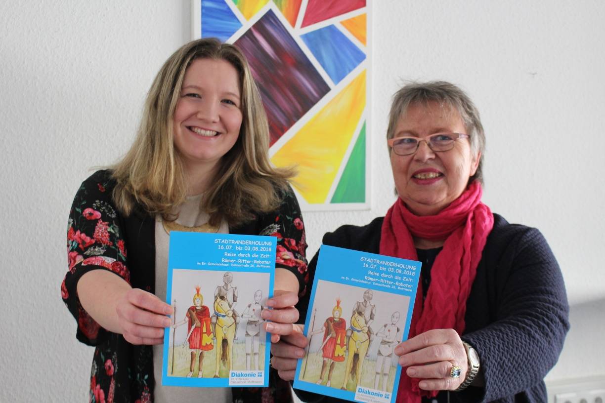  Lea Pulst und Renate Voortman würden sich über zahlreiche Anmeldungen zur diesjährigen Stadtranderholung der Diakonie freuen. 