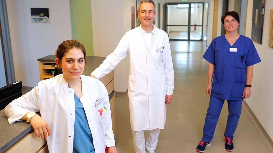 Beim Fachpersonal in der Chemo-Ambulanz des Brustzentrums Kplus Hilden sind Sie gut...