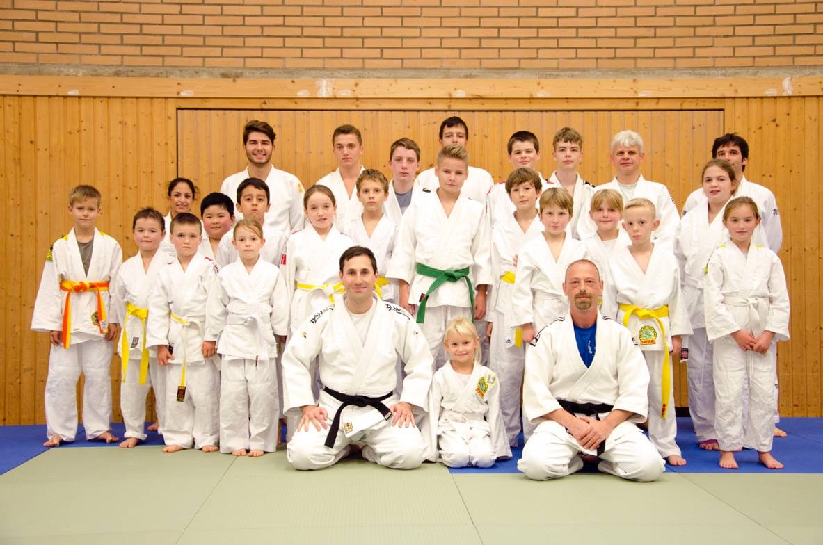  Die Judoka von Mettmann-Sport maßen sich und boten dem Publikum unterhaltsame Kämpfe. 