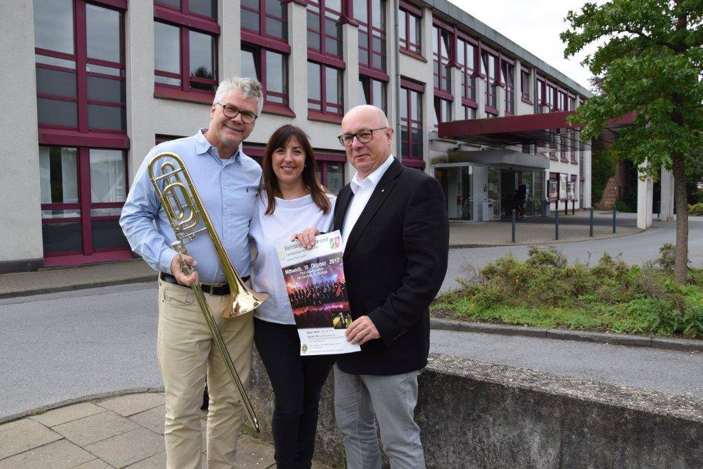  Scott Lawton, Franca Calvano und Christoph Zacharias. 