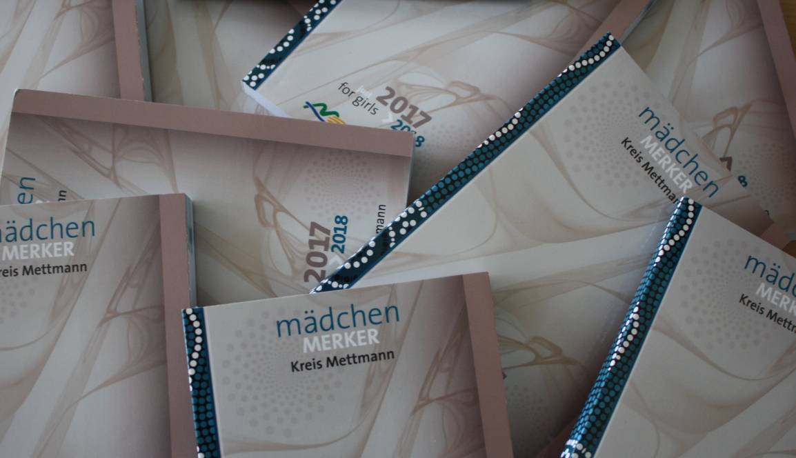 Just For Girls Kreis Gibt Madchenmerker Fur Schulerinnen Heraus