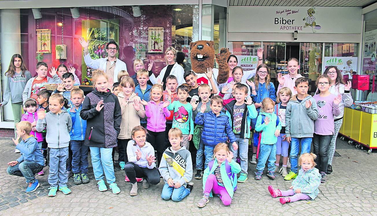  Rund 150 Bilder wurden in diesem Jahr zum zehnjährigen Jubiläum des Biber- Malwettbewerbes eingereicht. 
