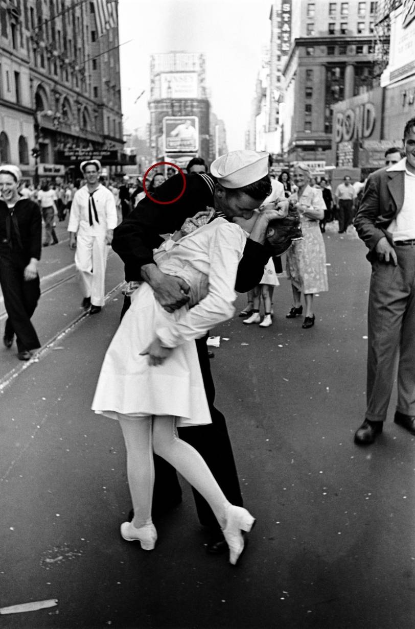 Der Kuss auf dem Time Square - diese Geschichte steckt hinter der Bildikone