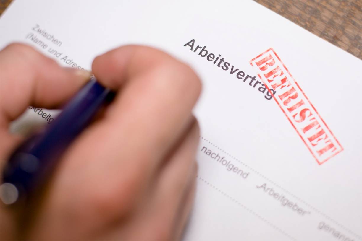 Besonders Junge betroffen | NGG fordert Ende „sachgrundloser Befristungen“: Jeder elfte Berufstätige im Kreis Mettmann ist befristet beschäftigt