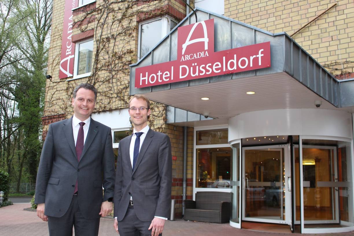  Wie sicher ist NRW? Diese Frage gingen Dozent und Parlamentarischer Staatssekretär Dr. Günter Krings und CDU-Landtagskandidat Dr. Christian Untrieser nach. 