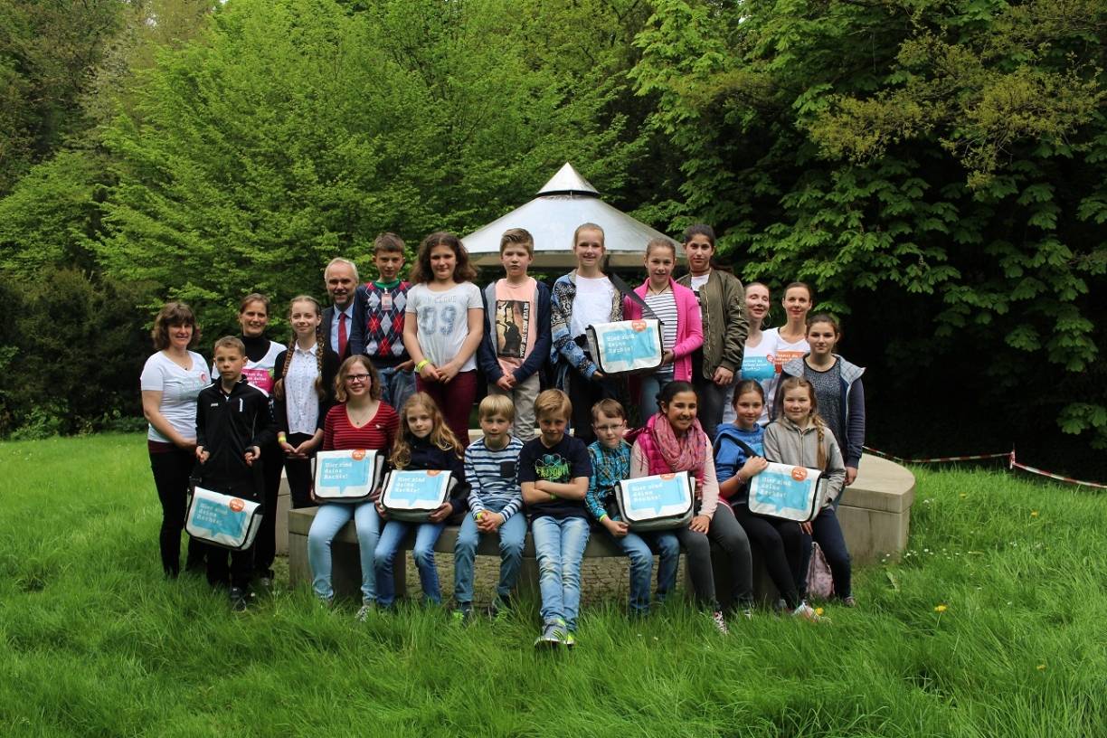  Ab sofort sind sie unterwegs, die Kinderrechte-Botschafter. 