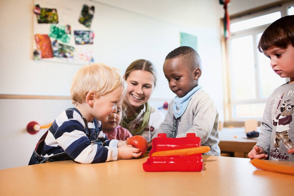  „Auch in den Kindertageseinrichtungen sind ein Freiwilliges Soziales Jahr oder ein Bundesfreiwilligendienst möglich.“ 