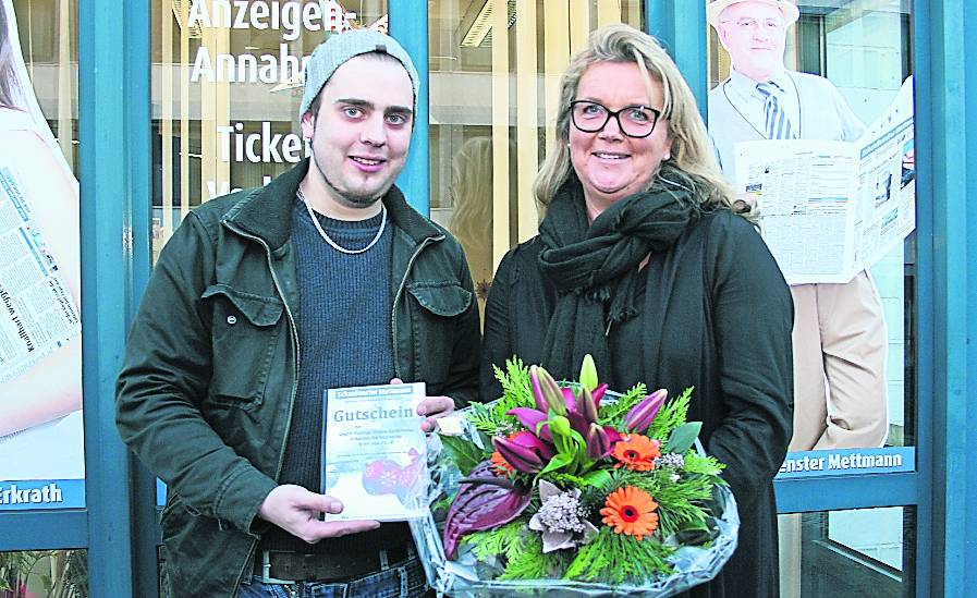  Robin Krückel und Schaufenster-Mediaberaterin Martine Regge. 